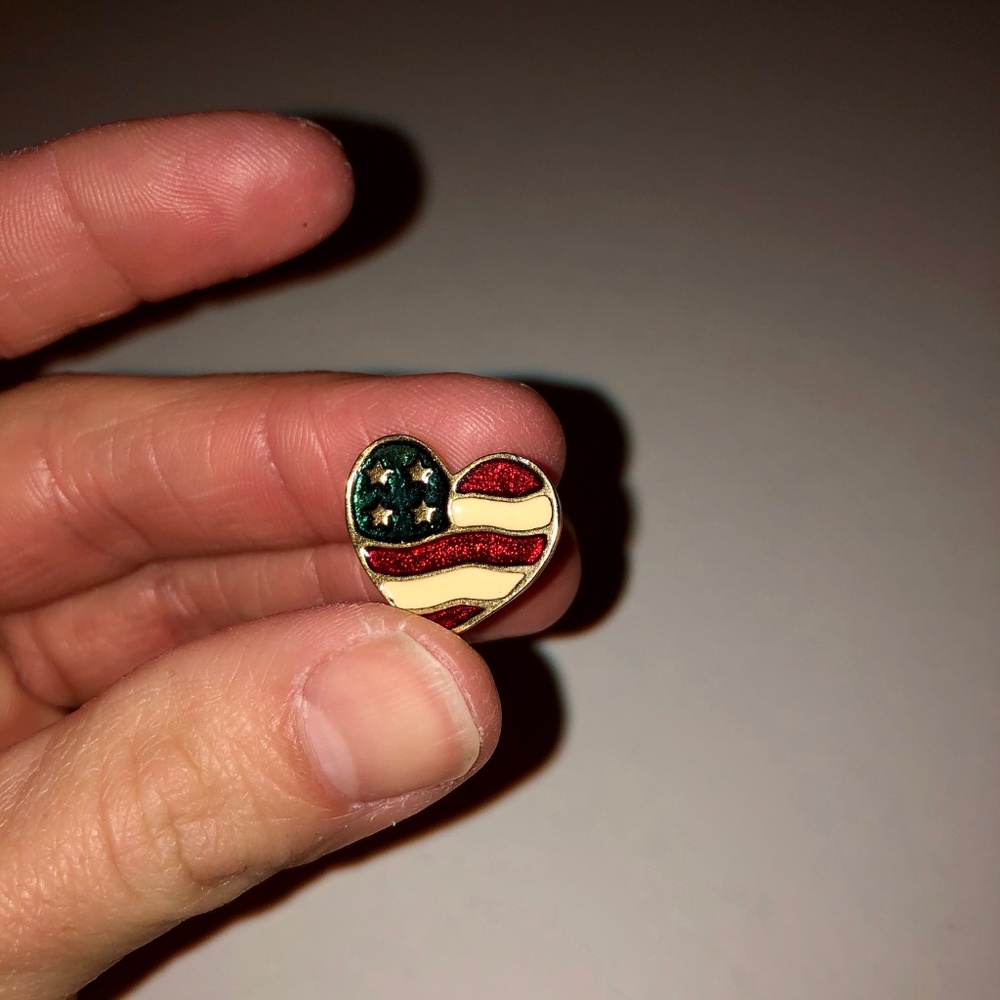 Avon Heart American Flag Pin